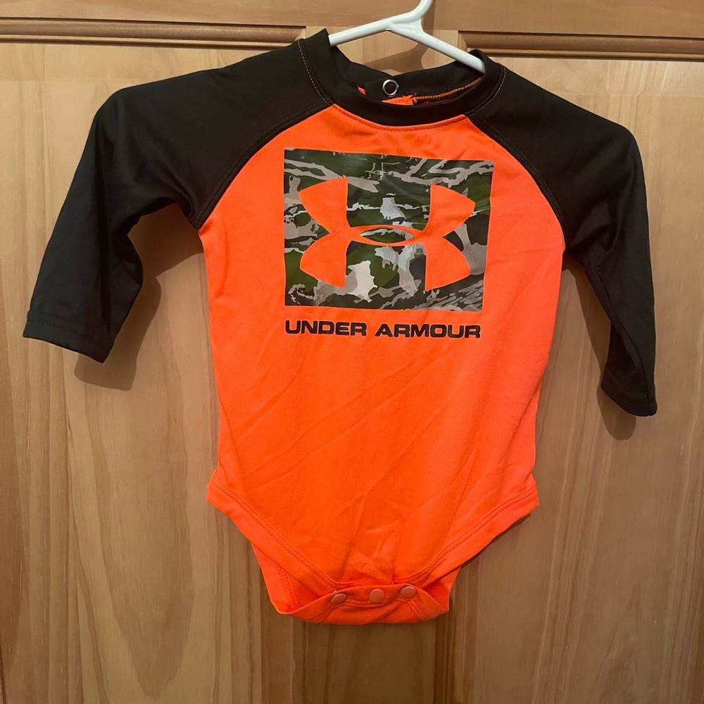 Like New, Baby Boys Under Armour Onesie Size 3/6 Months